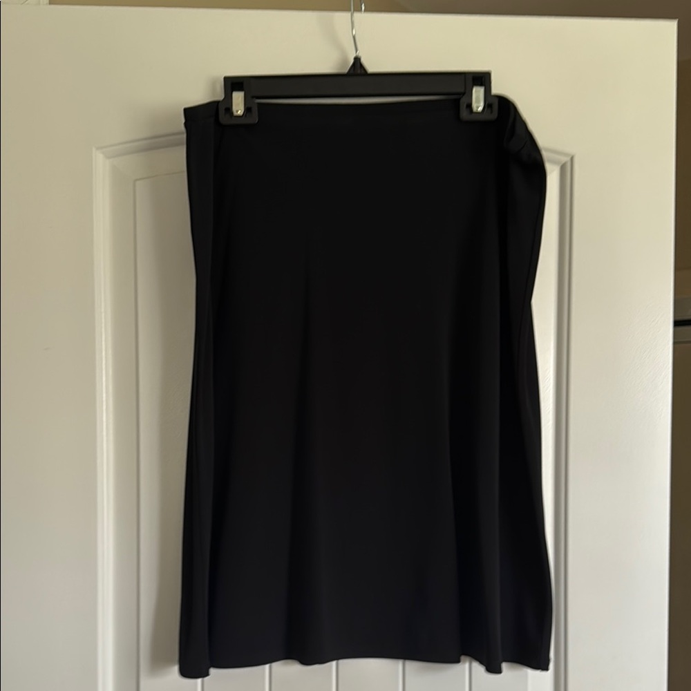 Elegant Black Women's Skirt